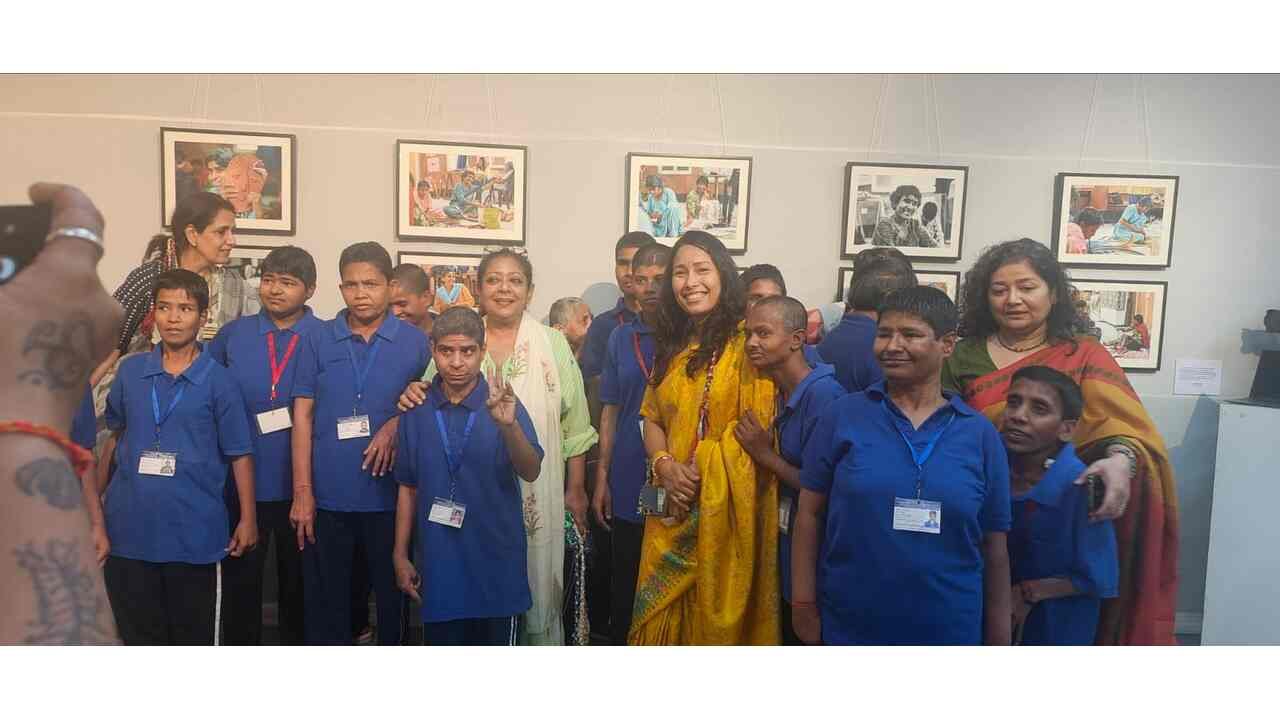 Empowering Voices: PRABHAT’s “What is Love” Exhibition Celebrates Creativity